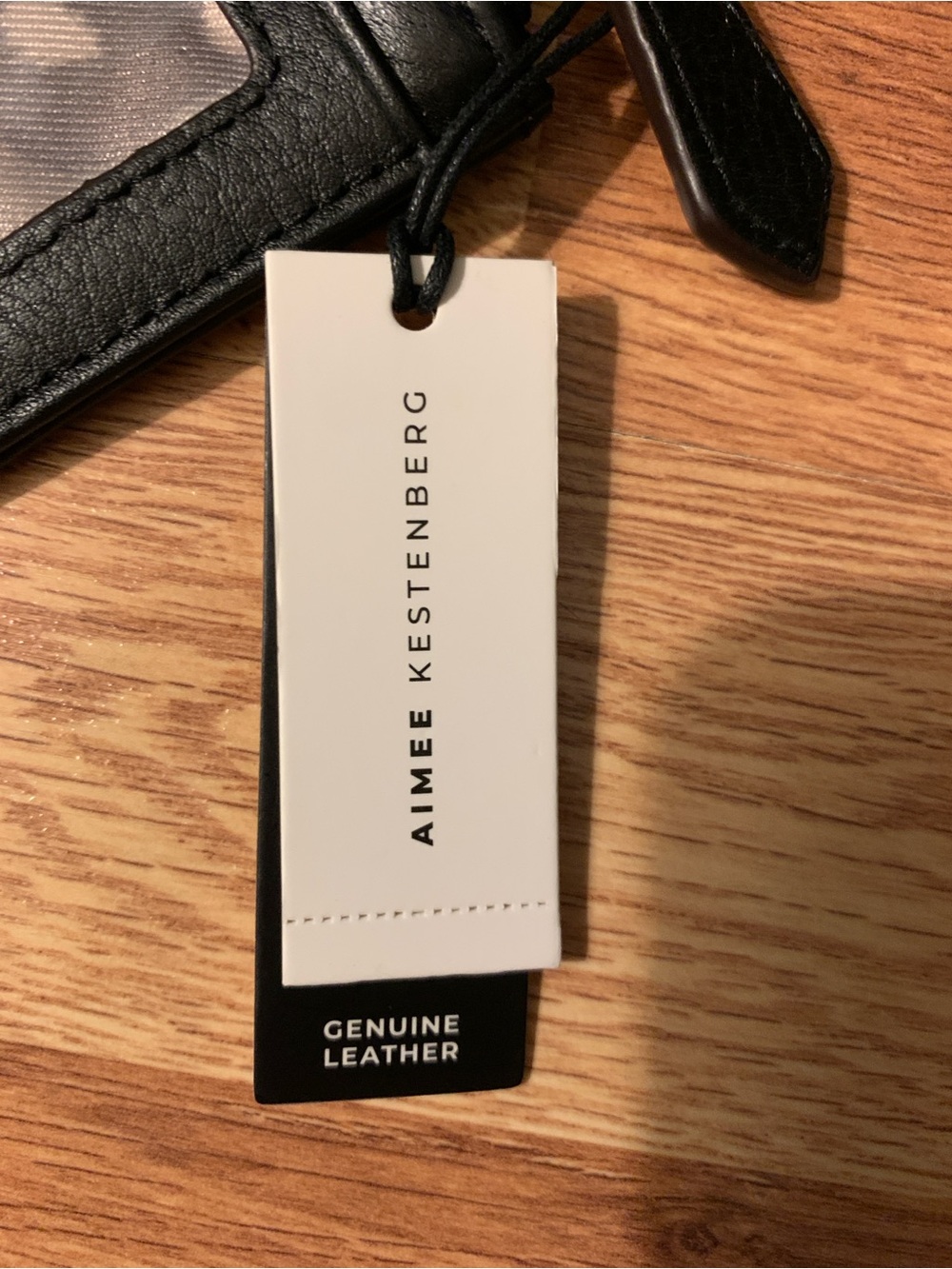 Aimee Kestenberg Black Leather Zip Card Holder - Picture 3 of 4